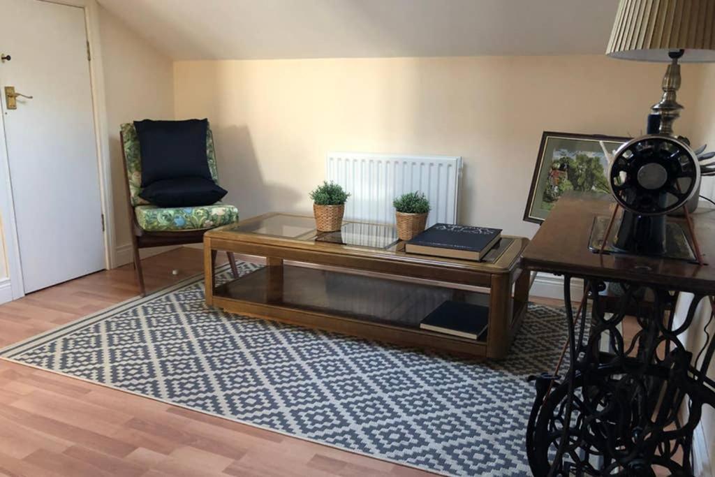 Whitehead Holiday Cottage Екстер'єр фото