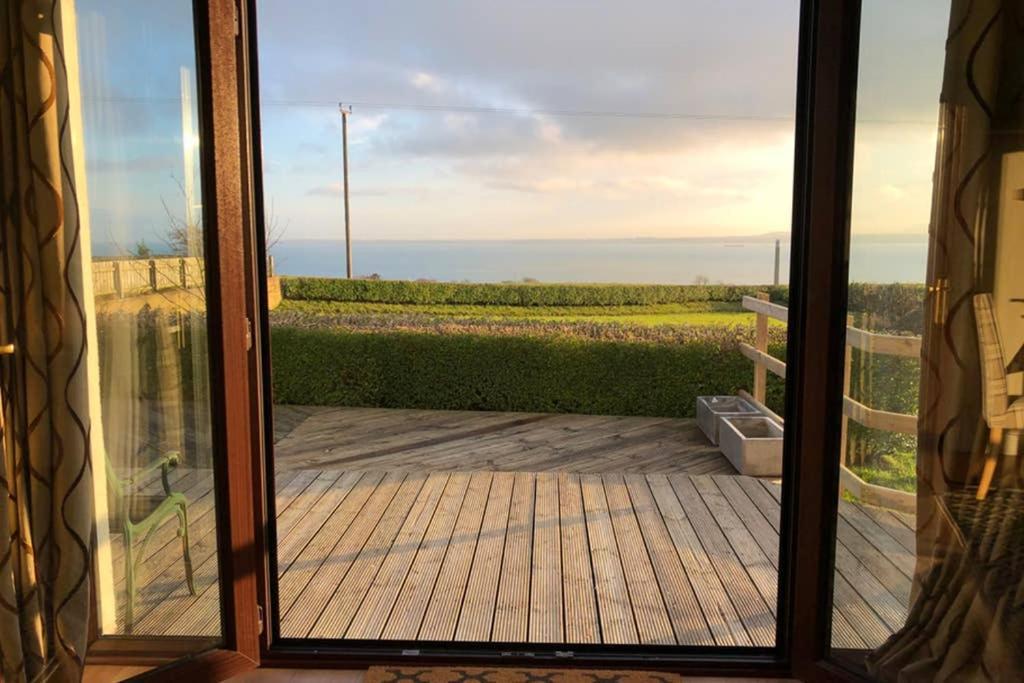 Whitehead Holiday Cottage Екстер'єр фото
